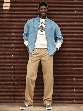 American Eagle Outfitters Tan Khaki Chino Pants